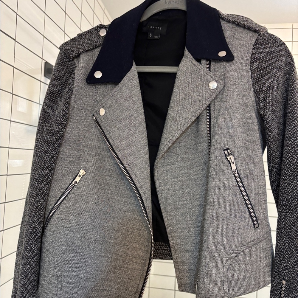 Theory Gray Tweed Jacket blazer size medium ex condition